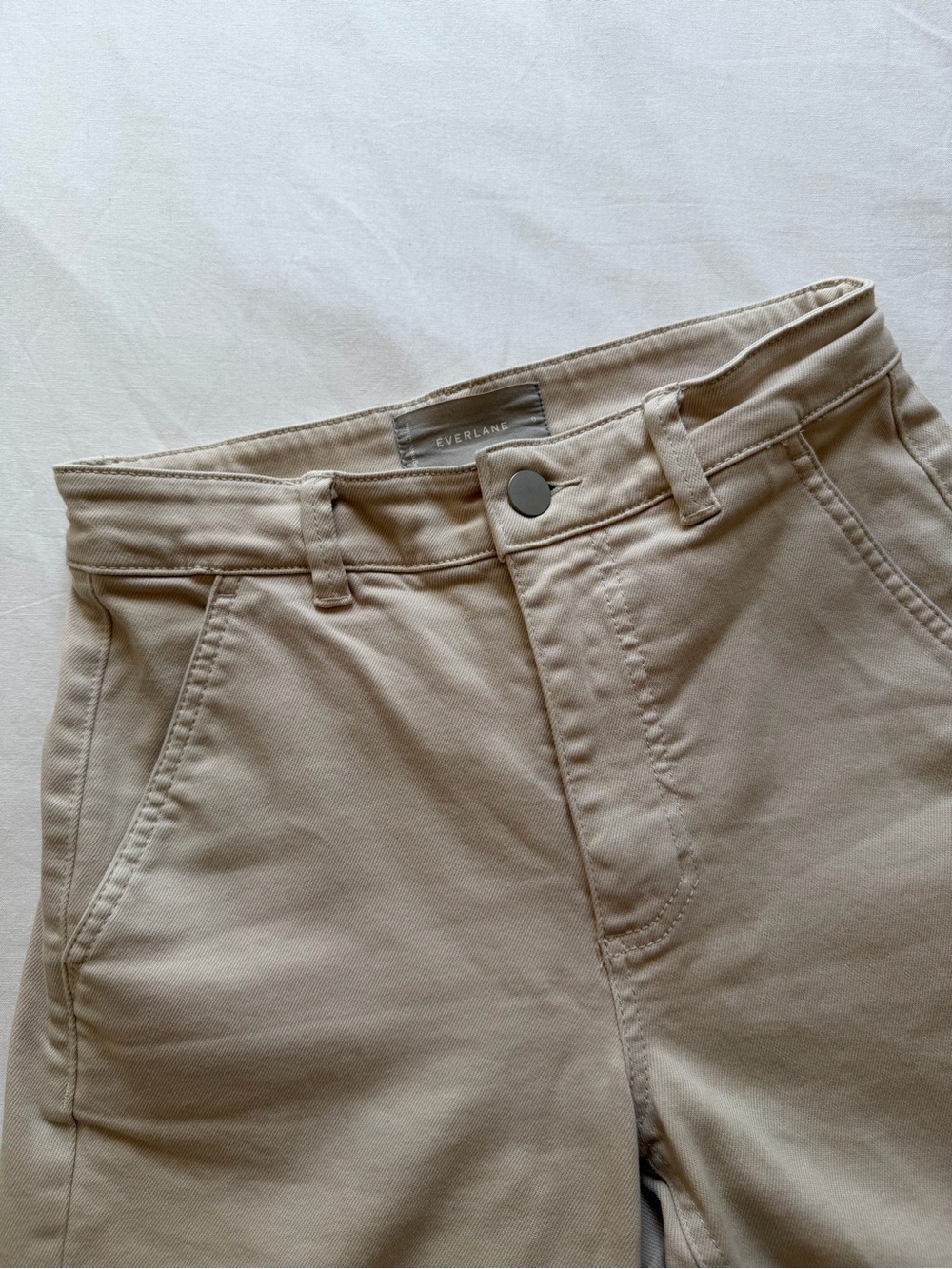 Everlane Straight Leg Crop pants (Stone)